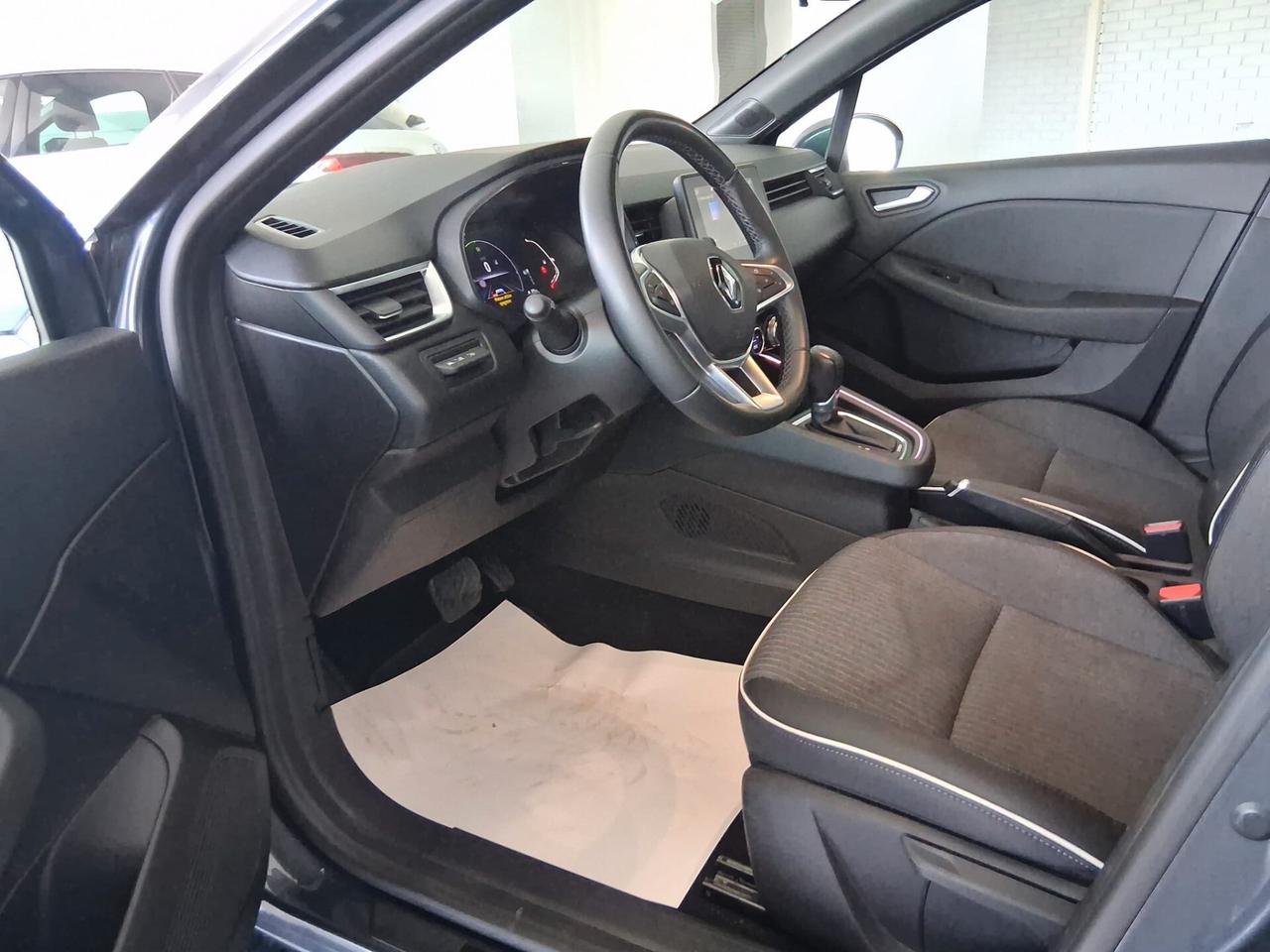 Renault Clio Full Hybrid E-Tech 145 CV 5 porte Techno