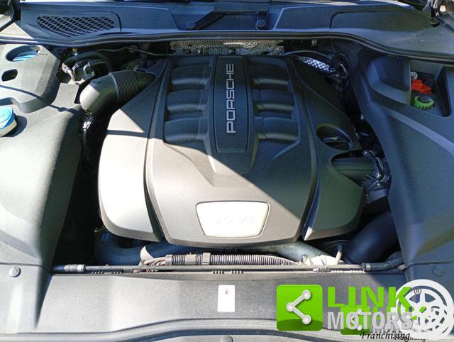PORSCHE Cayenne 3.0 V6 tdi Platinum Edition 245cv tiptronic