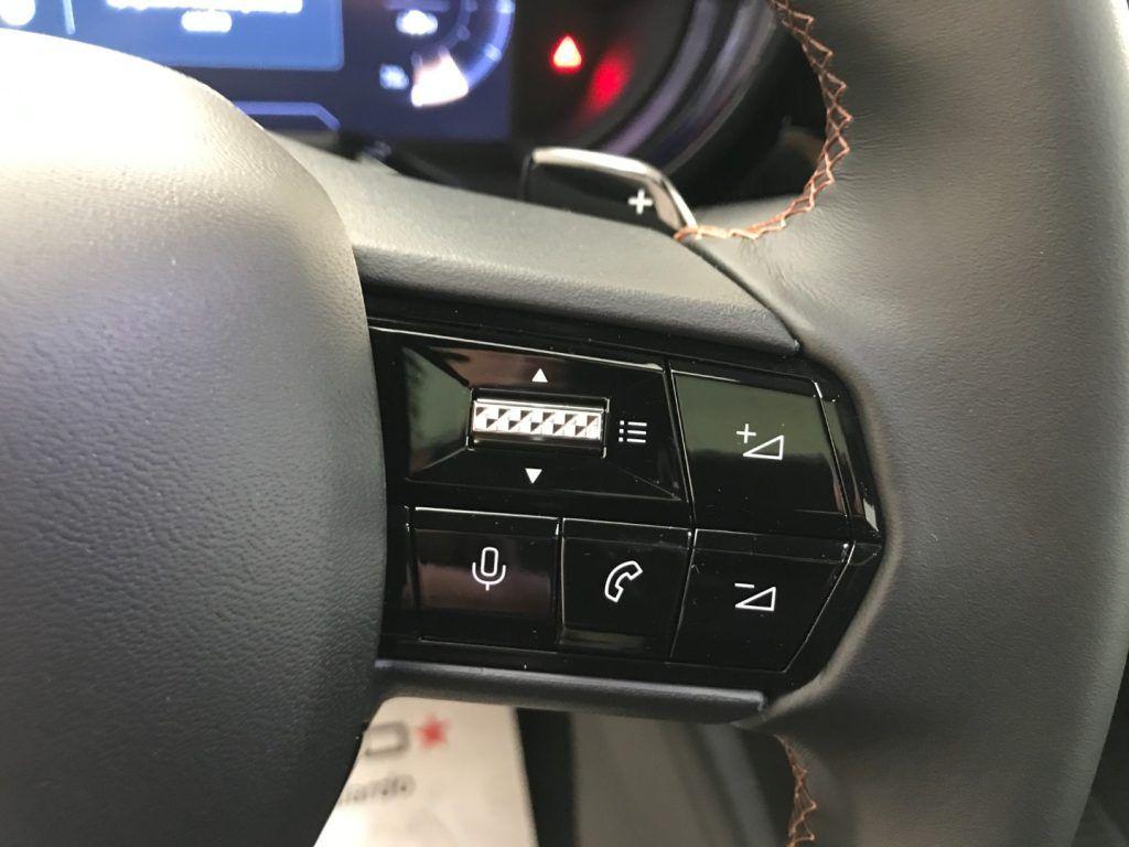Alfa Romeo Junior 1.2 145 CV Hybrid eDCT6 Intensa + Tetto