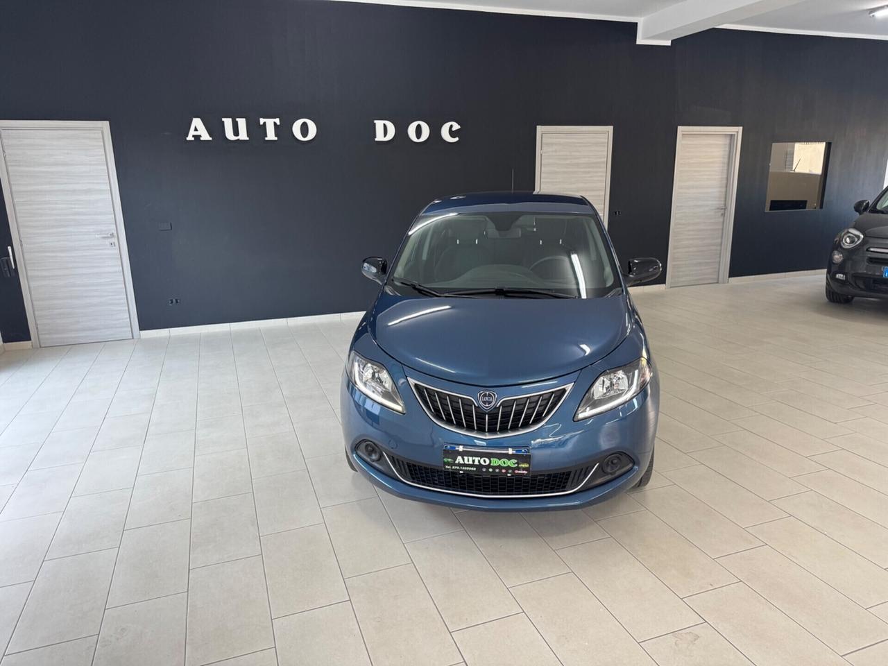 Lancia Ypsilon 1.0 FireFly 5 porte S&S Hybrid Silver Plus