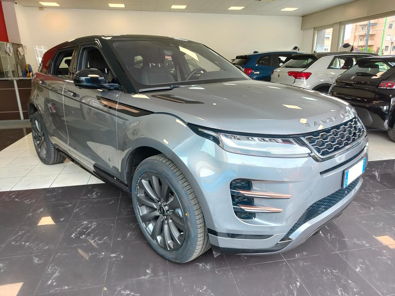 Range Rover Evoque 2.0D hybrid 4X4 R-Dynamic