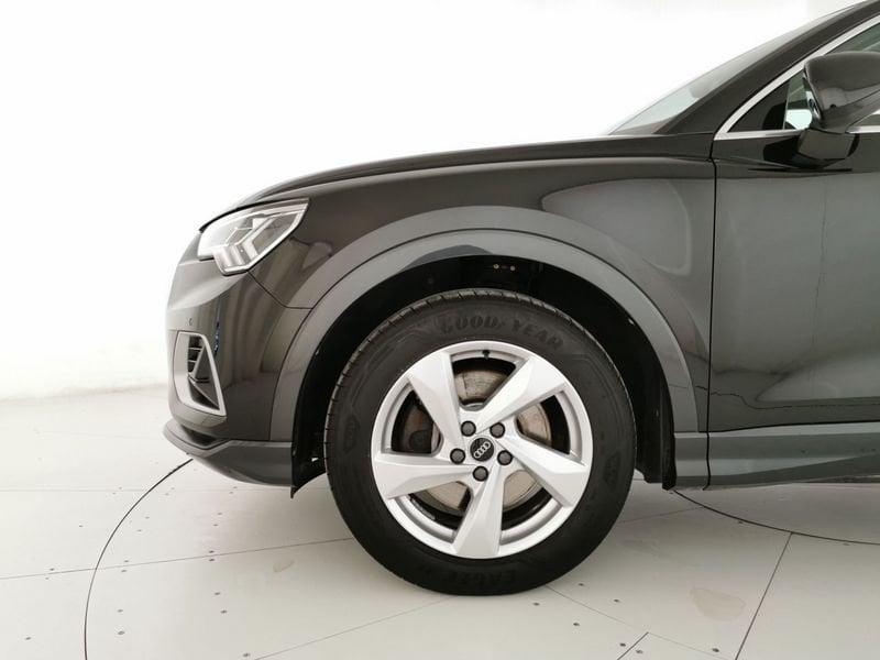 Audi Q3 40 2.0 tdi Business Advanced quattro 200cv s-tronic