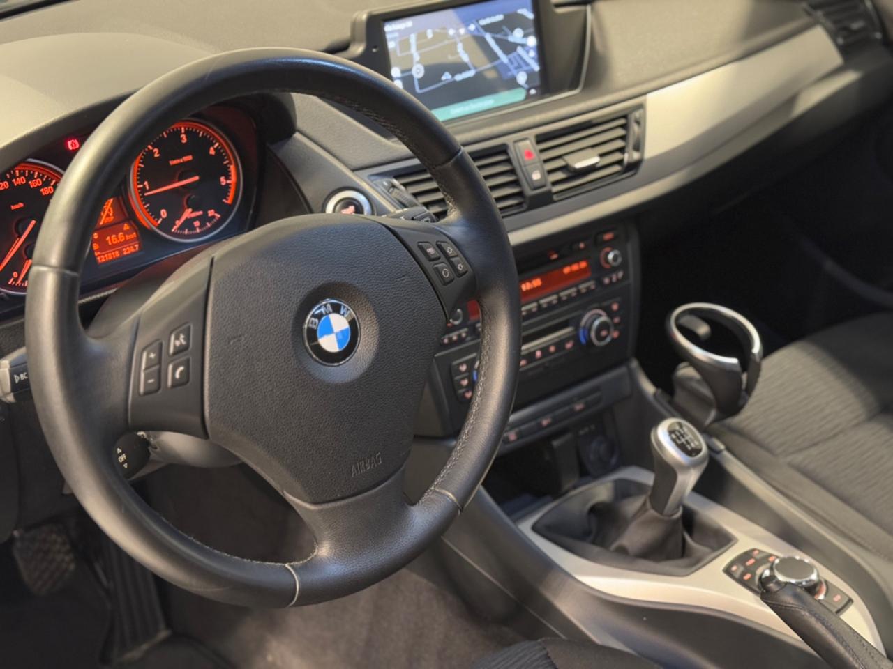 Bmw X1 sDrive16d TELECAMERA, NAVI, BLUETOOTH!