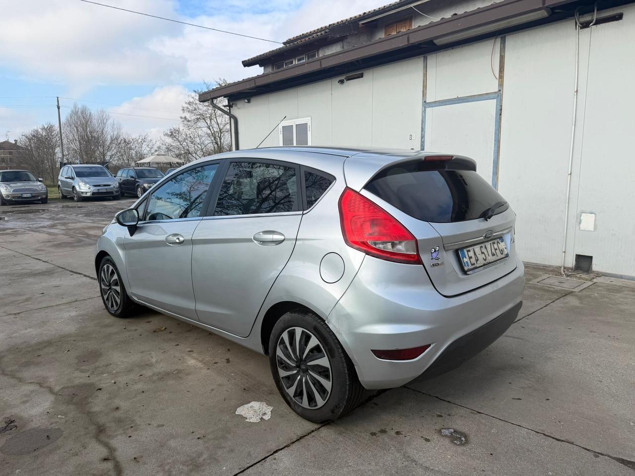Ford Fiesta 1.4 TDCi 68CV 5 porte Titanium