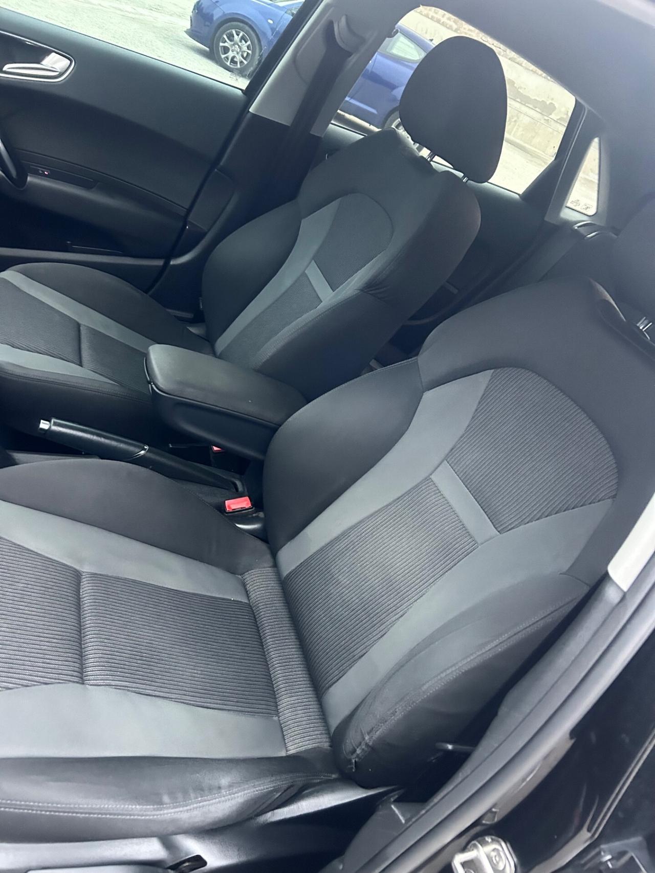 Audi A1 1.4 TDI ultra S tronic line