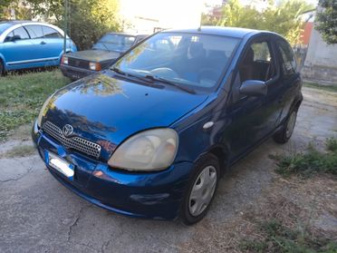 Toyota Yaris 1.4 tdi D-4D cat 3 porte