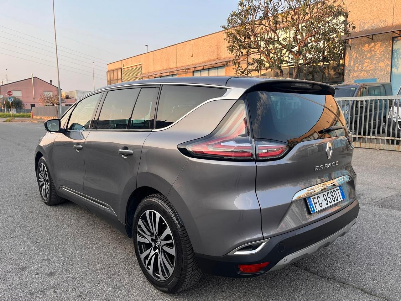 Renault Espace dCi 160CV EDC Energy Initiale Paris 4Control