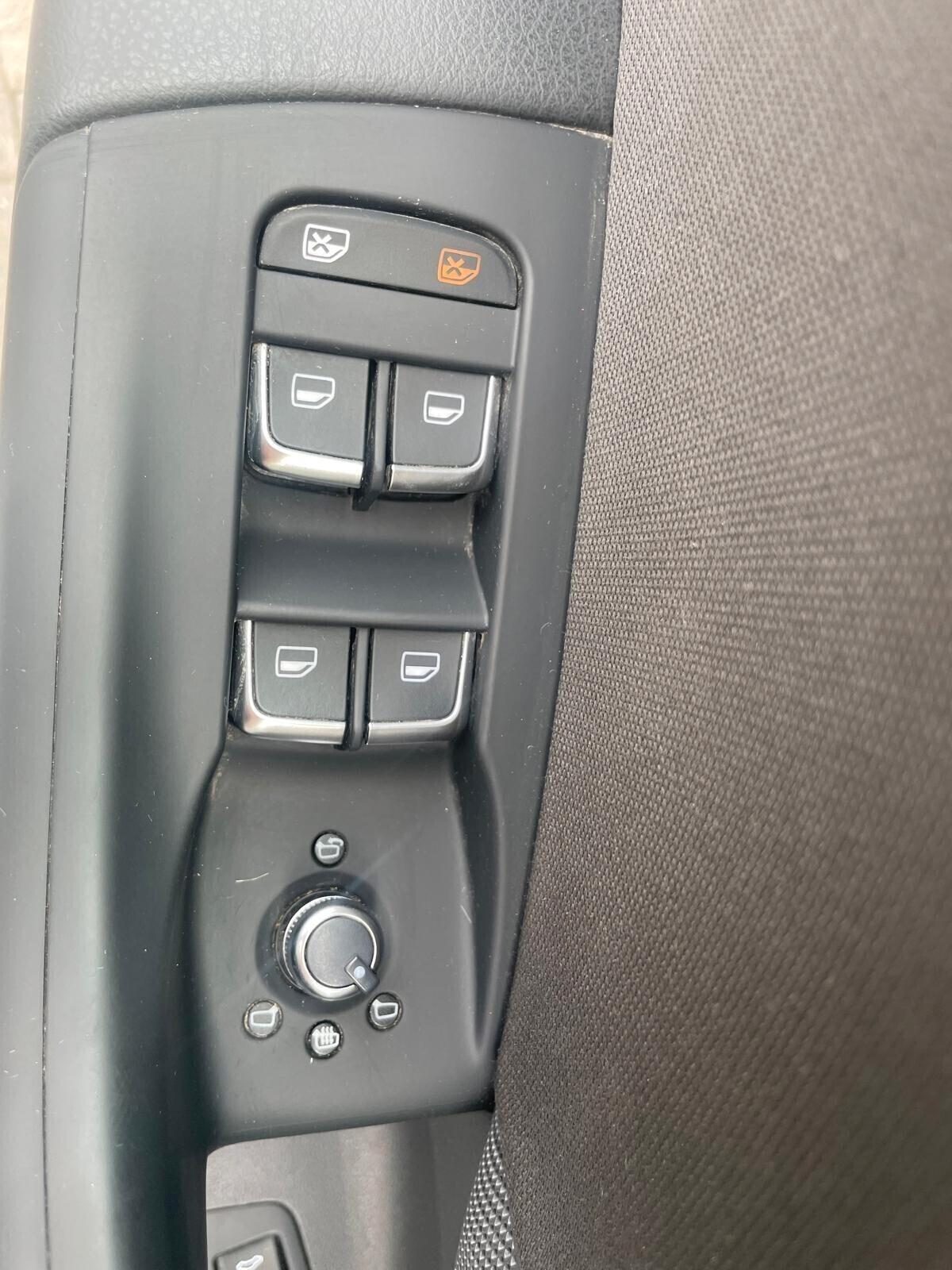 Audi Q3 2.0 TDI 150 CV Business