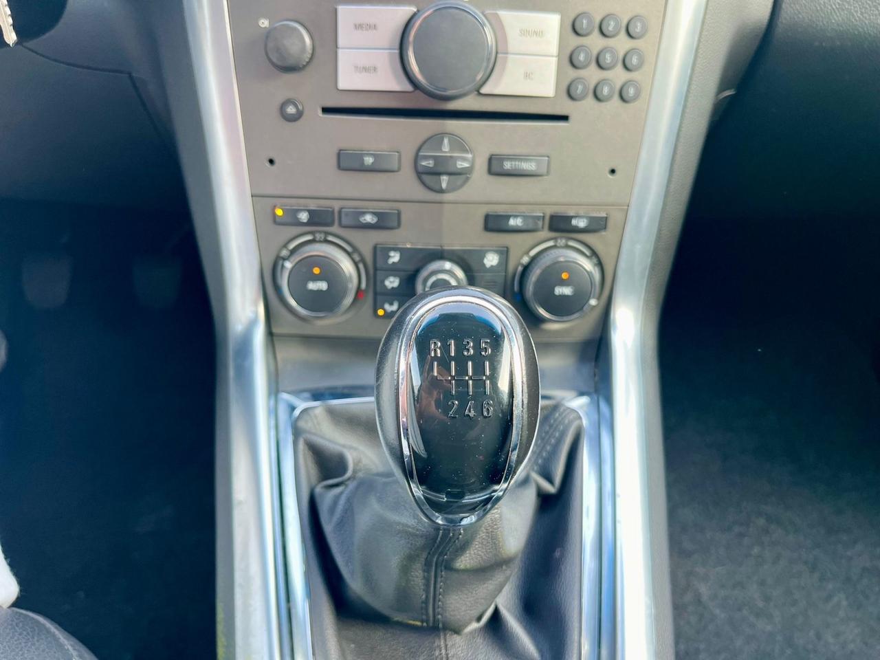 Opel Antara 2.2d 2014 148.000km perfetta