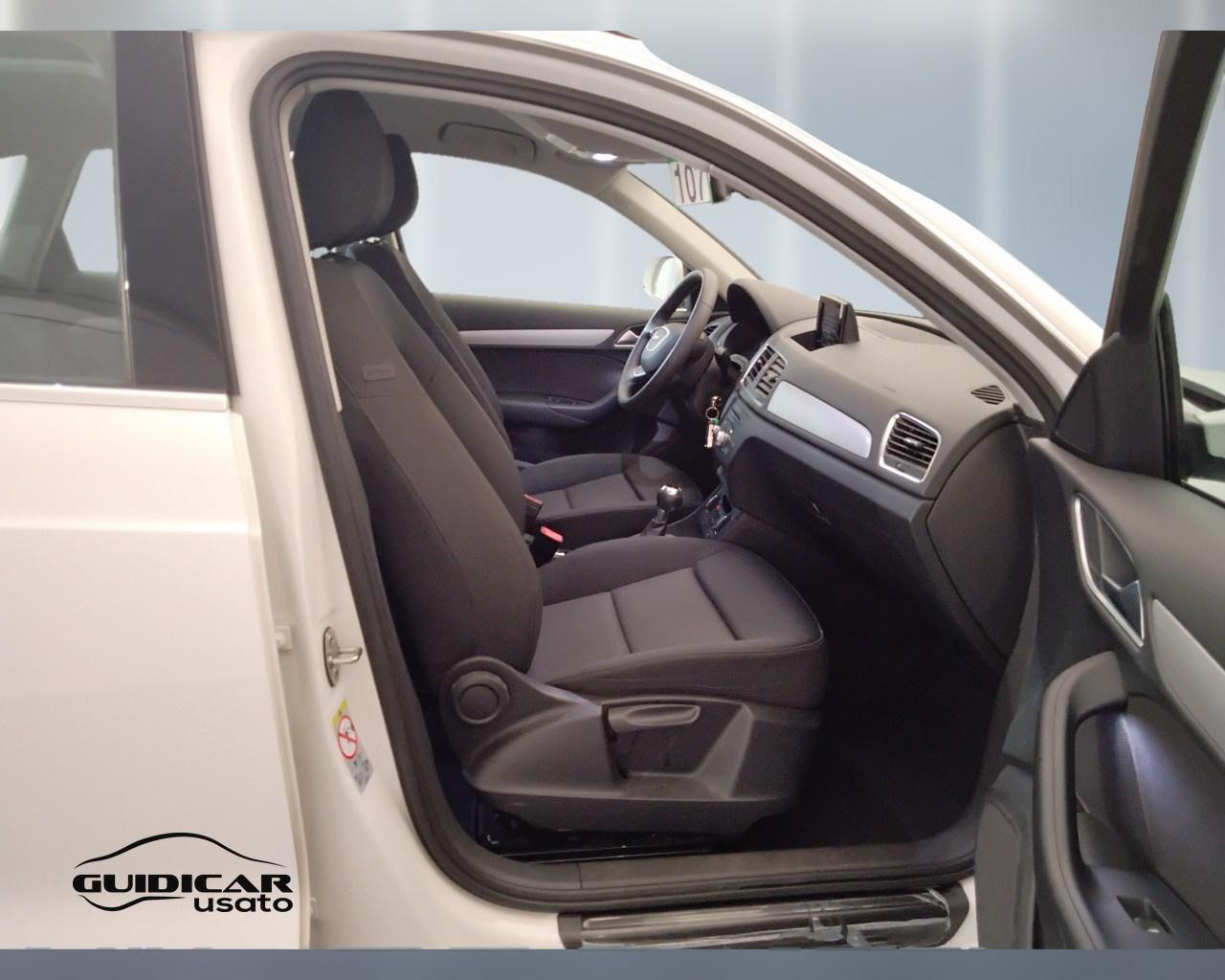 AUDI Q3 I 2015 - Q3 2.0 tdi Business 120cv s-tronic