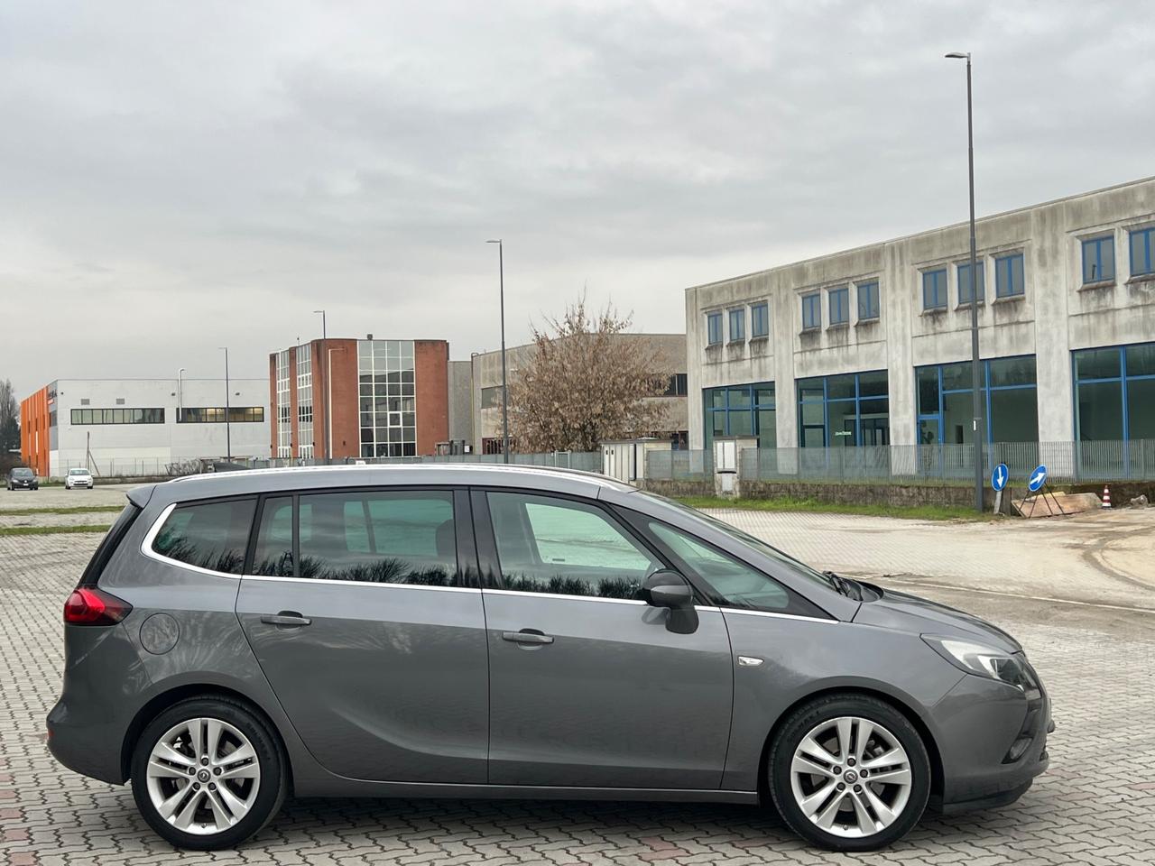 Opel Zafira Tourer 2.0 CDTi 130CV aut. Cosmo