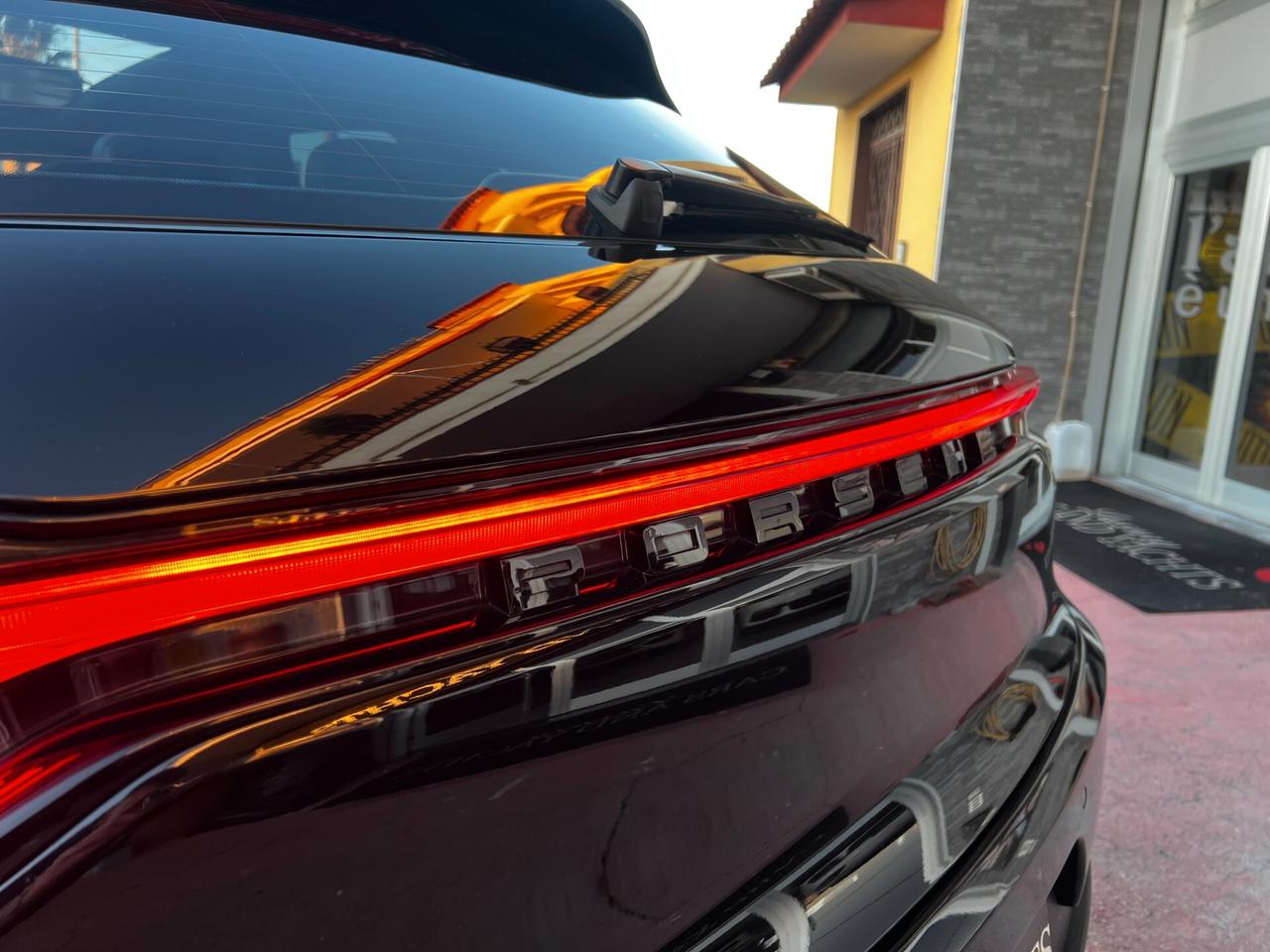 Porsche Macan 2.0 245- TETTO-PASM-TOTAL BLACK-FULL