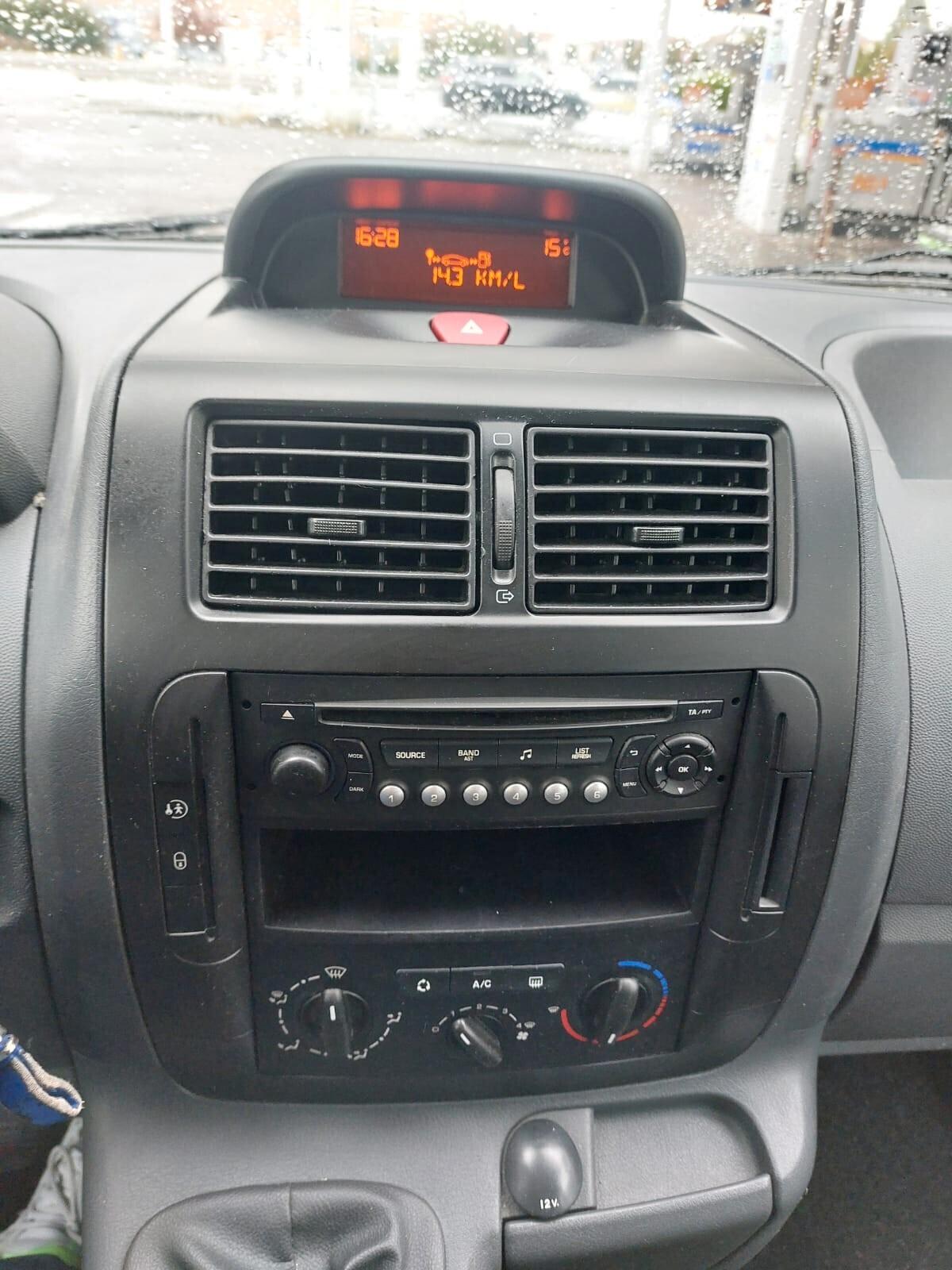 Peugeot EXPERT AUTOCARRO 6 POSTI UNICO PROPRIETARIO