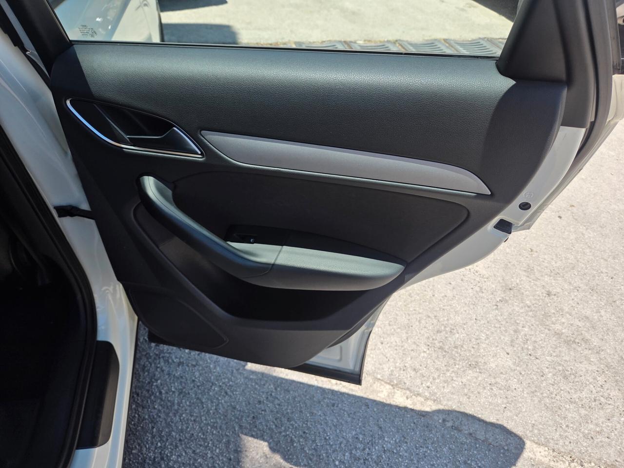 AUDI Q3 2.0 TDI 140 CV ANNO 2012 KM CERTIFICATI