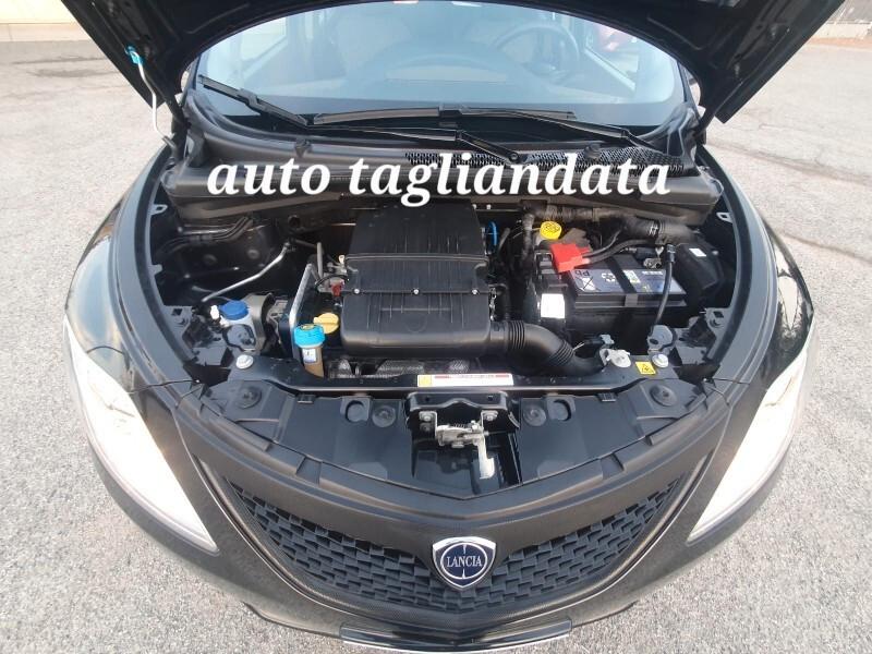 Lancia Ypsilon 1.2 69 CV 5 porte S&S Elefantino Blu