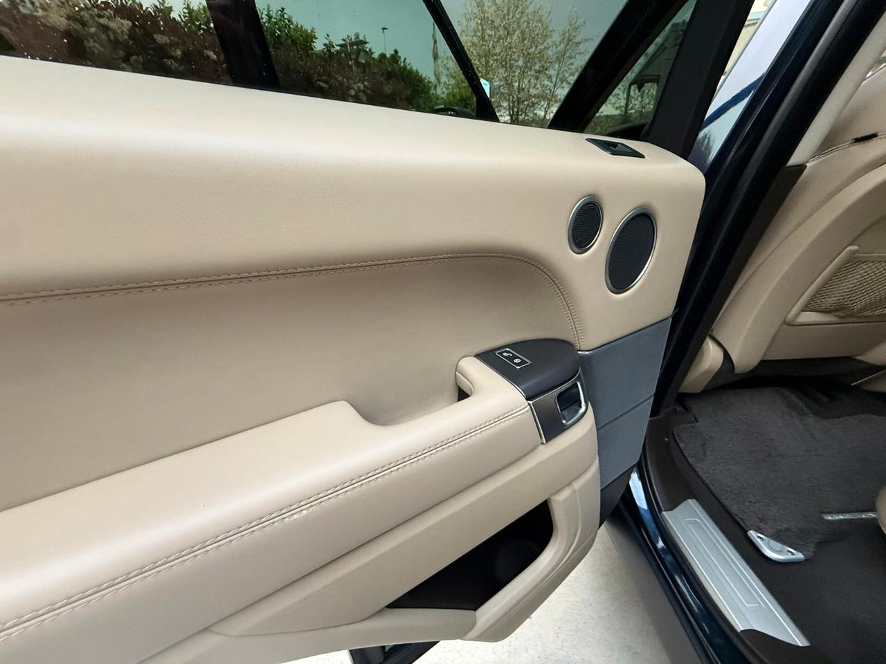 Land Rover Range Sport 3.0 TDV6 HSE Dynamic