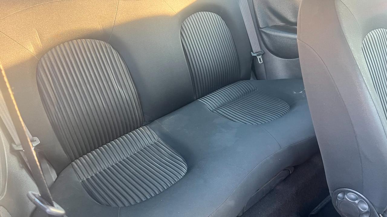 Lancia Ypsilon 1.3 MJT 75 CV Platino* ok neopatentati