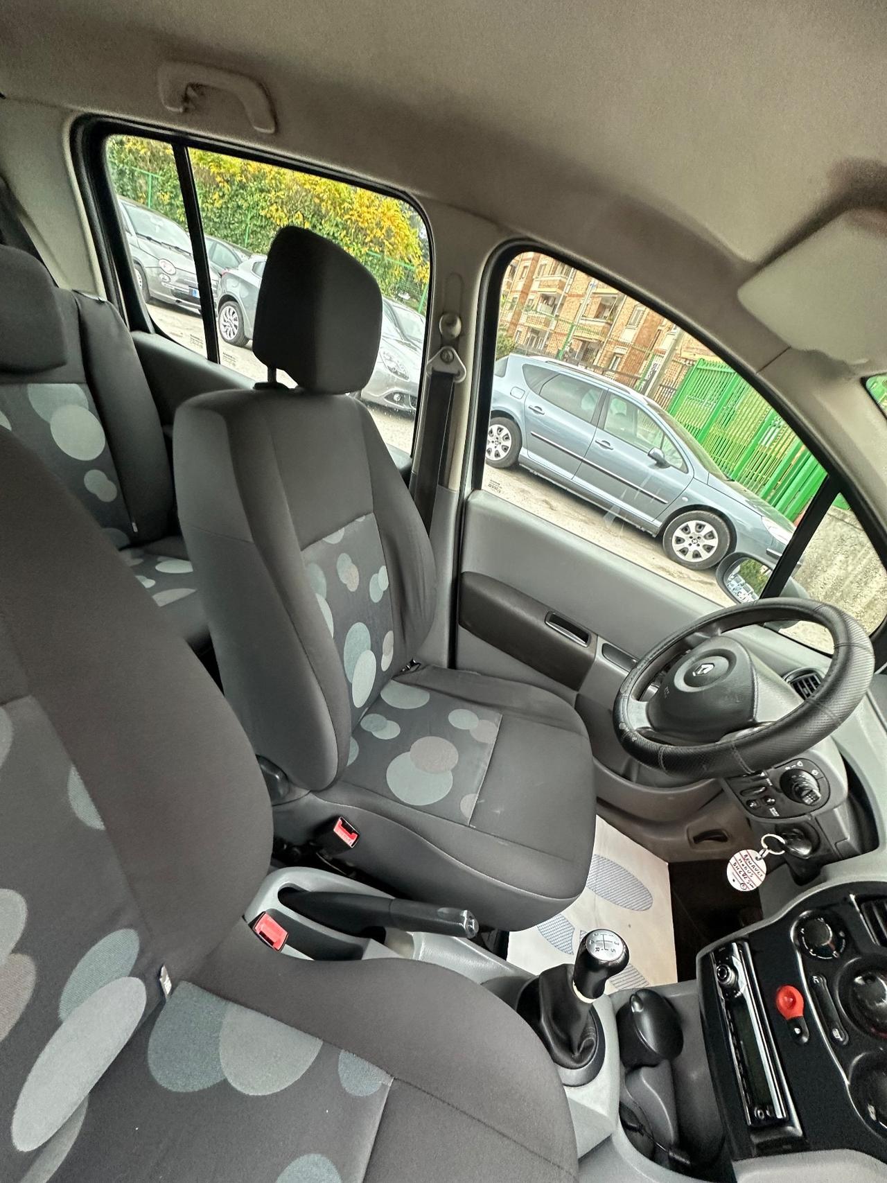 Renault Modus 1.5 dCi 70CV Dynamique