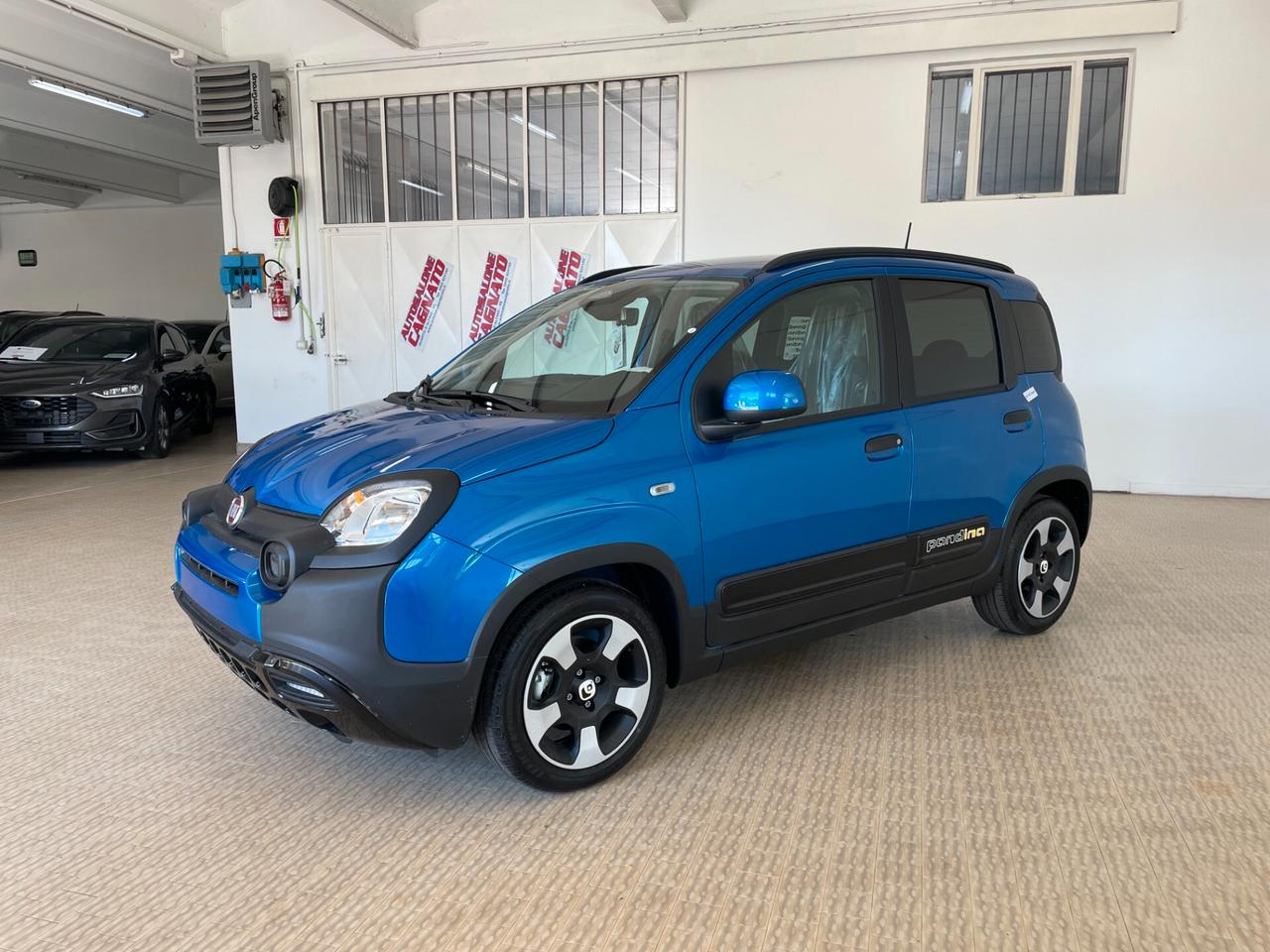 Fiat Panda 1.0 FireFly Hybrid Pandina CROSS Km0