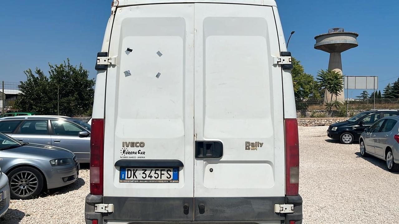 Iveco Daily 35C14/BarTor3.0Hpi TDI PLM-RG Cab
