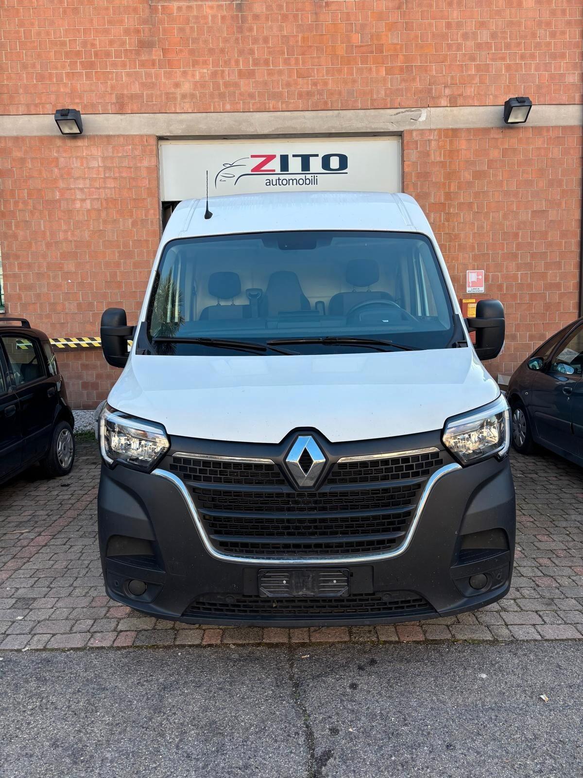 Renault Master T35 2.3 dCi 135 PL-TN Pianale Cabin