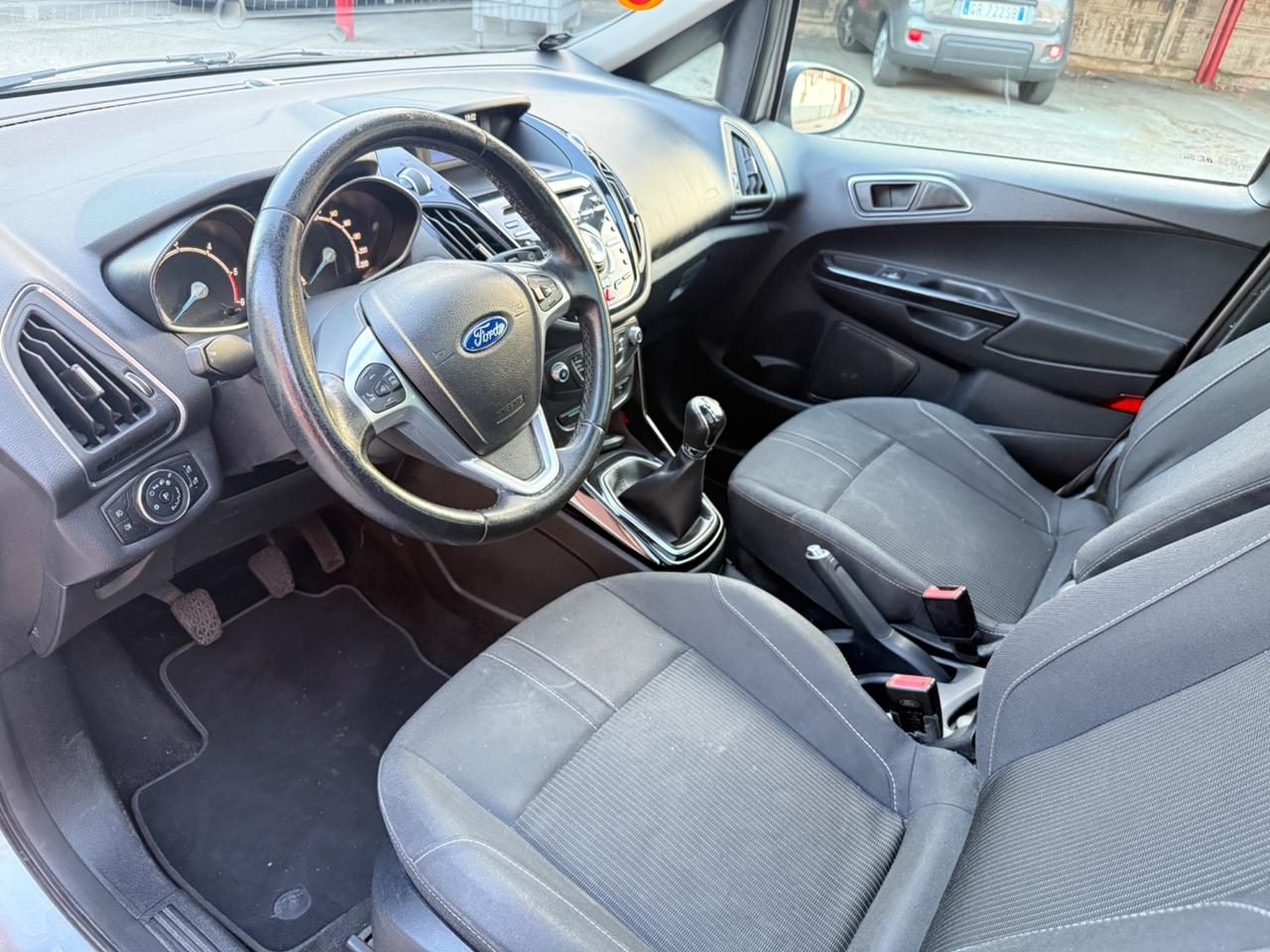 Ford B-Max 1.5 TDCi 75 CV Titanium