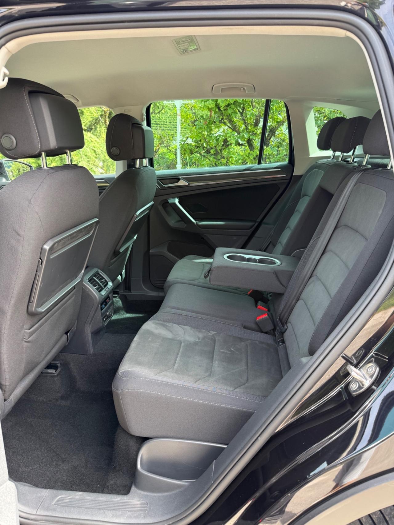 Volkswagen Tiguan 2.0 TDI SCR DSG 4MOTION Sport BMT