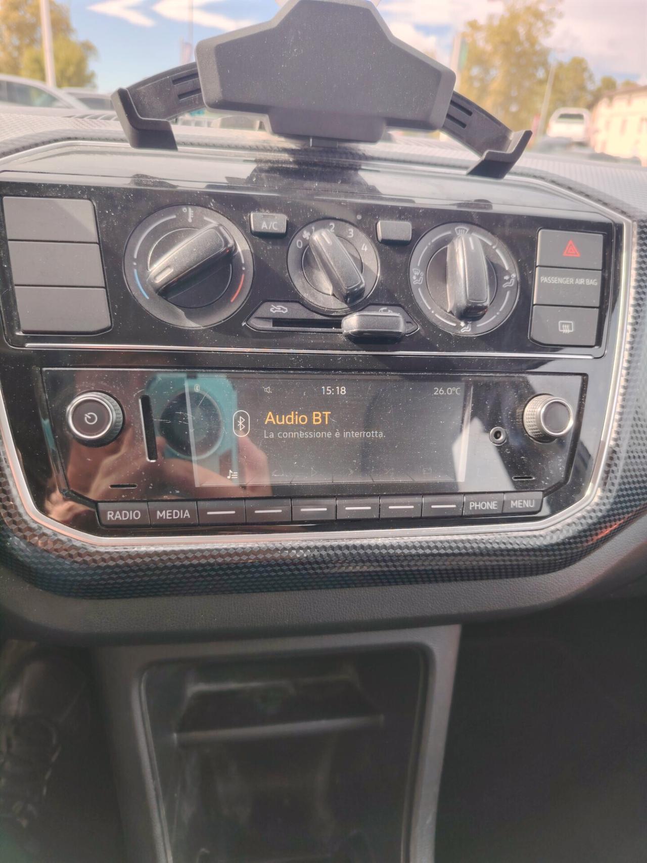 Volkswagen up! 1.0 5p. move - NEOPATENTATI