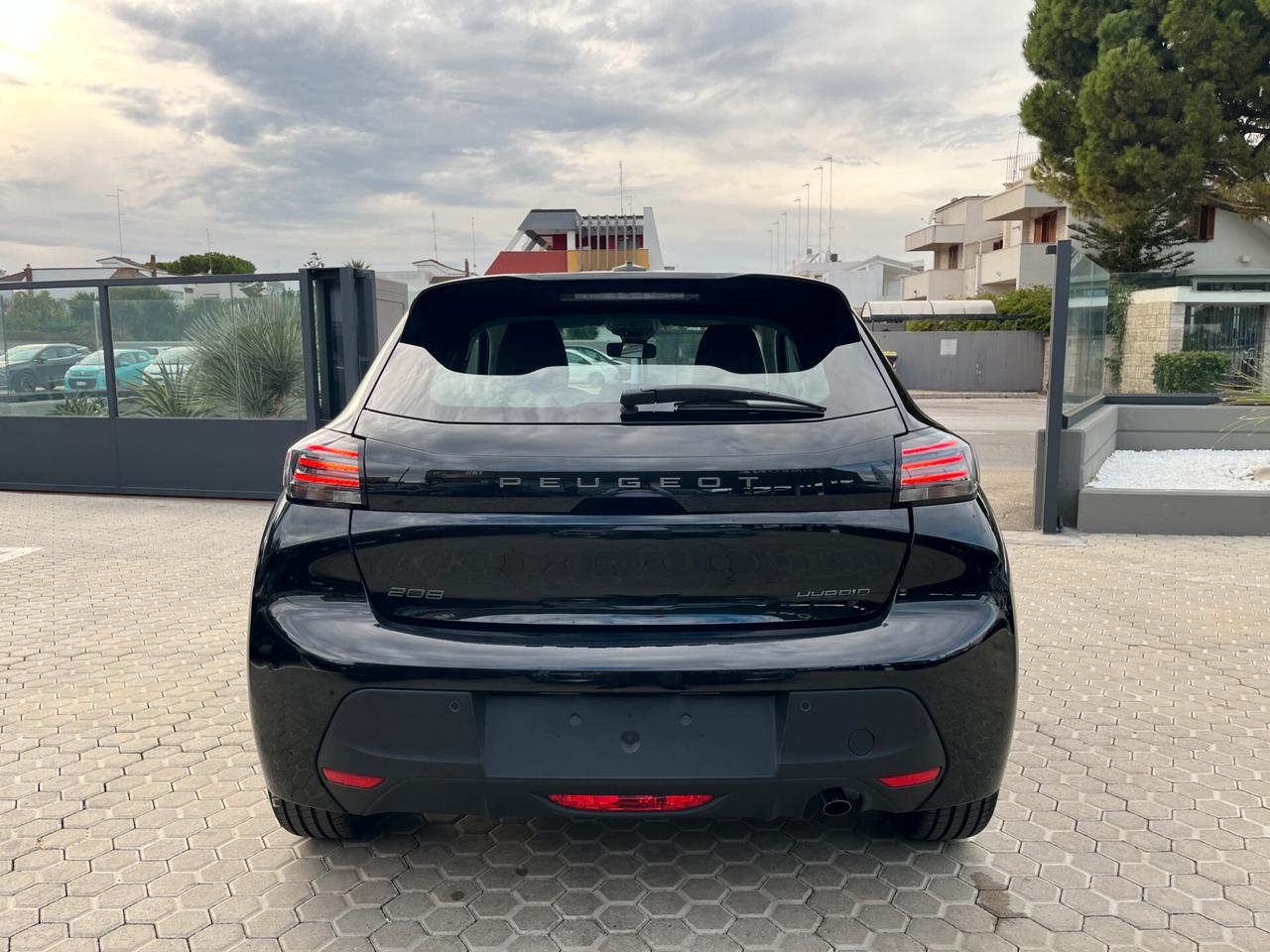 Peugeot 208 Hybrid 110 e-DCS6 Style Automatic Km0