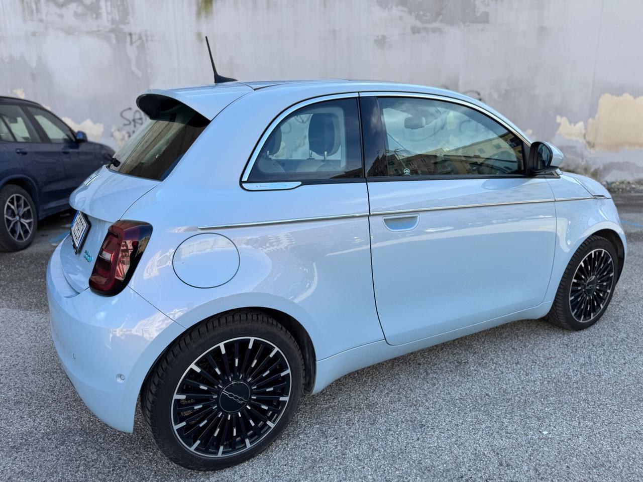Fiat 500 La Prima Berlina 42 kWh