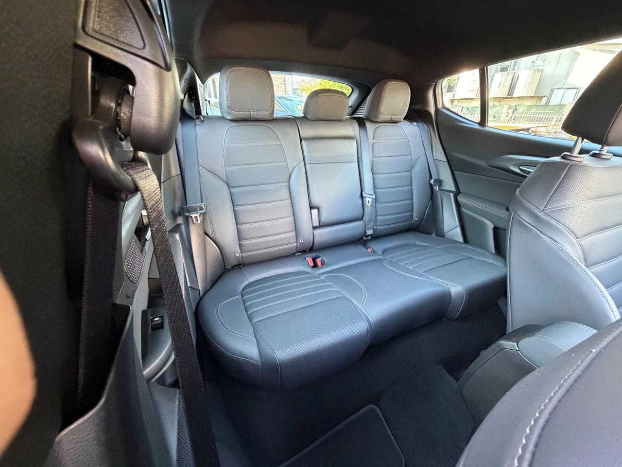 Alfa Romeo Tonale 1.3 280 CV PHEV AT6 Q4 Veloce