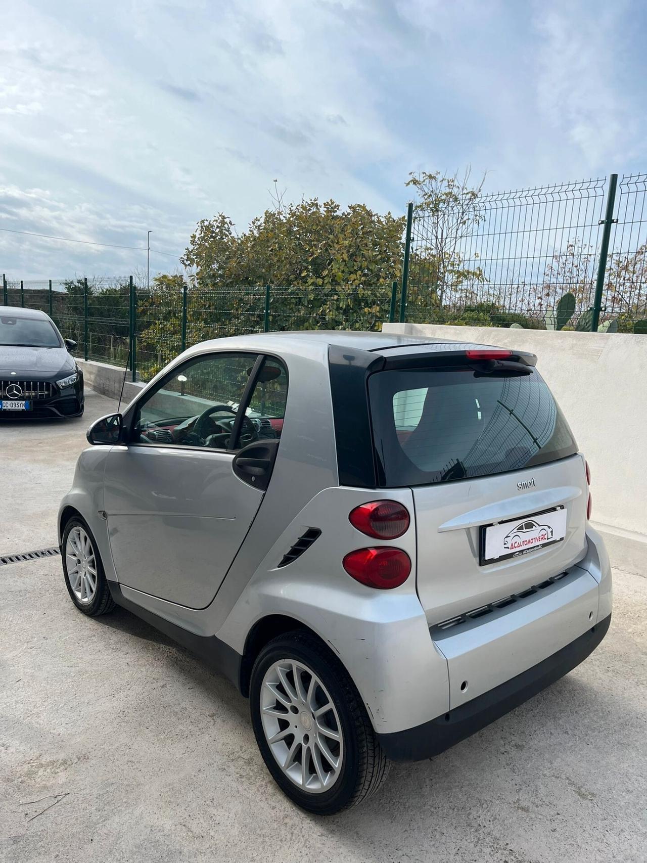 Smart ForTwo 1000 62 kW coupé passion