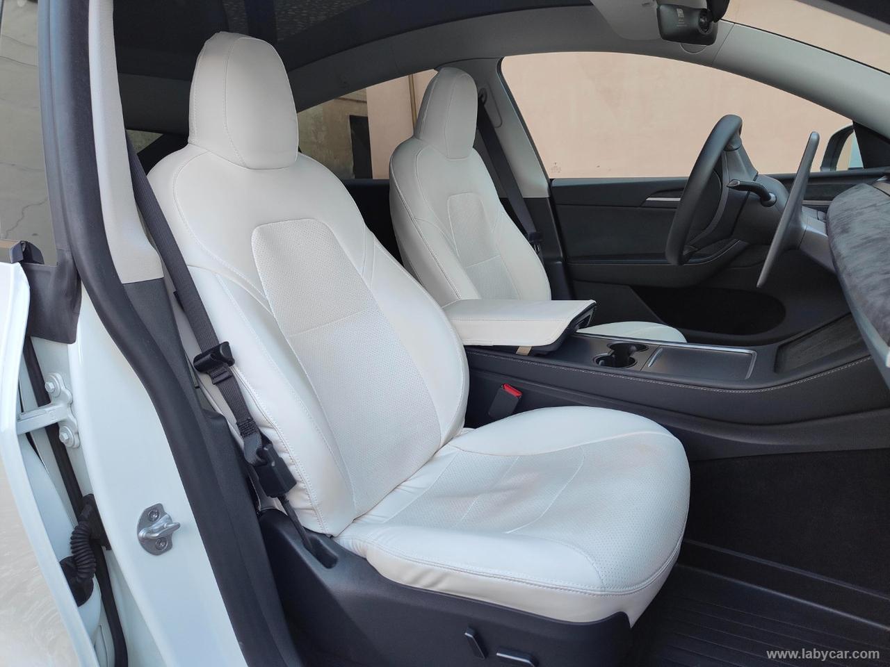 TESLA Model Y Performance AWD TETTO PELLE BIANCA