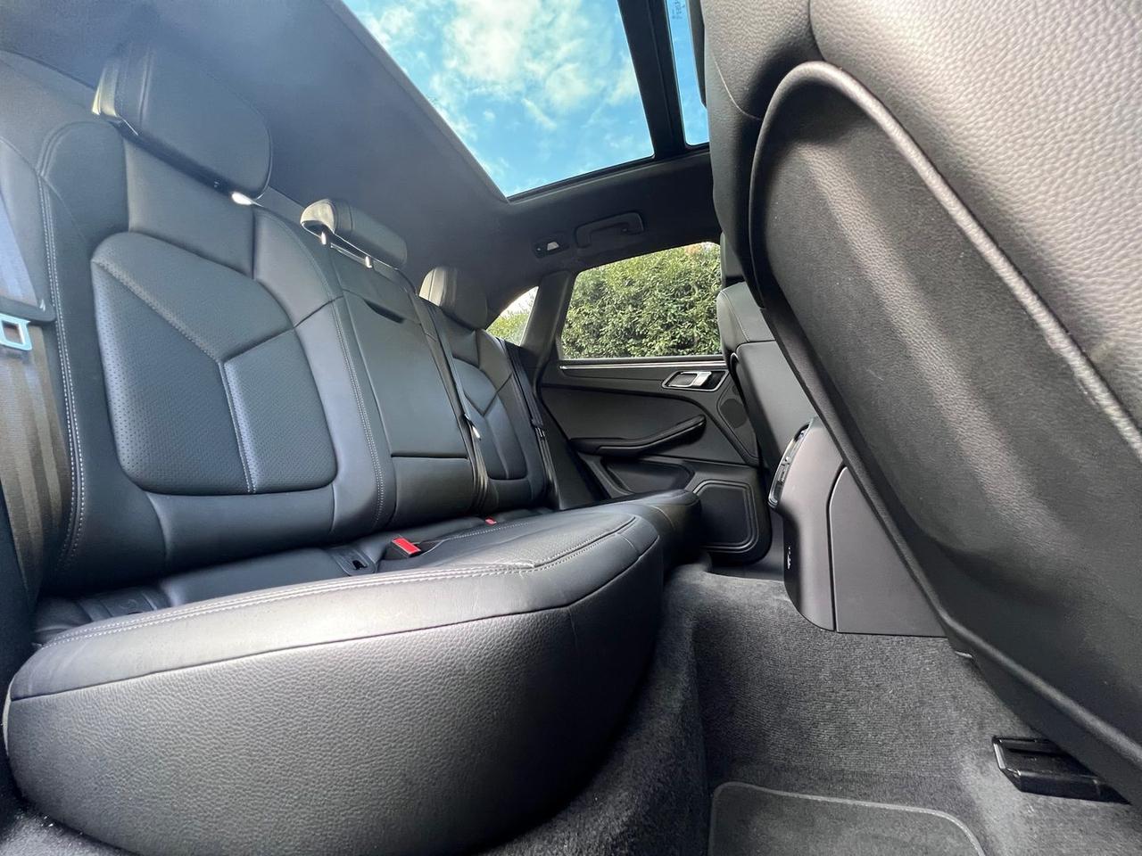 Porsche Macan 2.0 S #8216