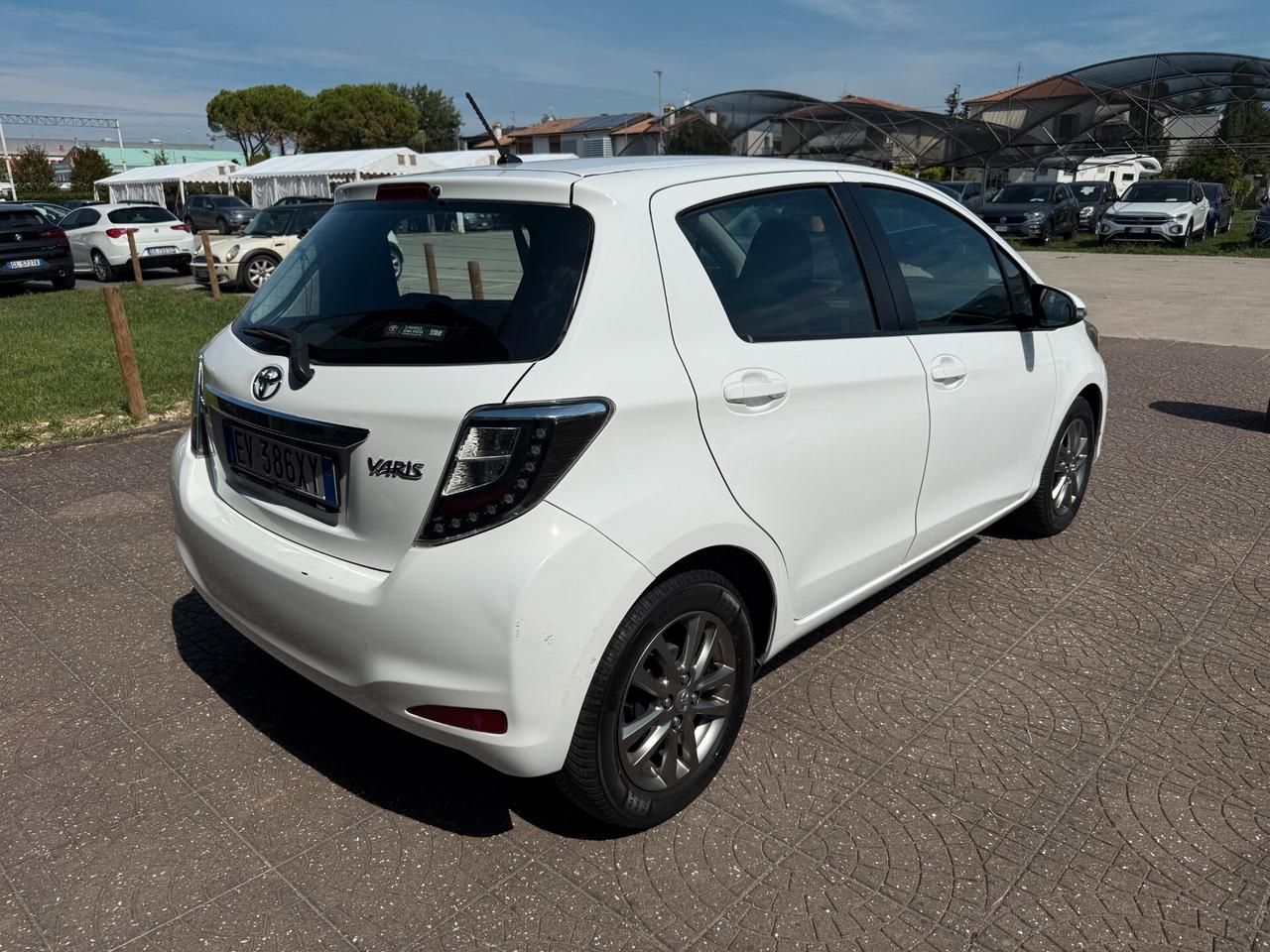 Toyota Yaris 1.0 5 porte Active