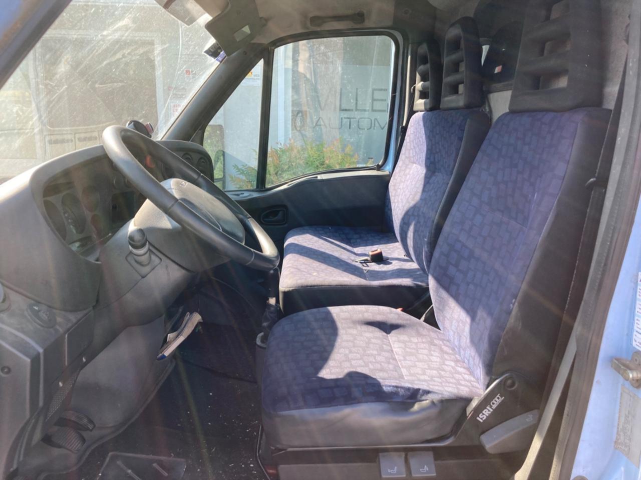 IVECO DAILY 2.3 UNIJET (TETTO ALTO) 3 POSTI