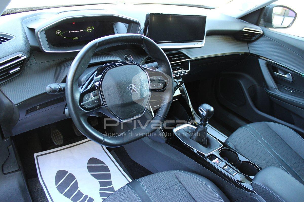 PEUGEOT 2008 PureTech 130 S&S Allure Pack