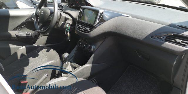 PEUGEOT 208 1.2 5 porte Active NeoPatentati ZeroAnticipo