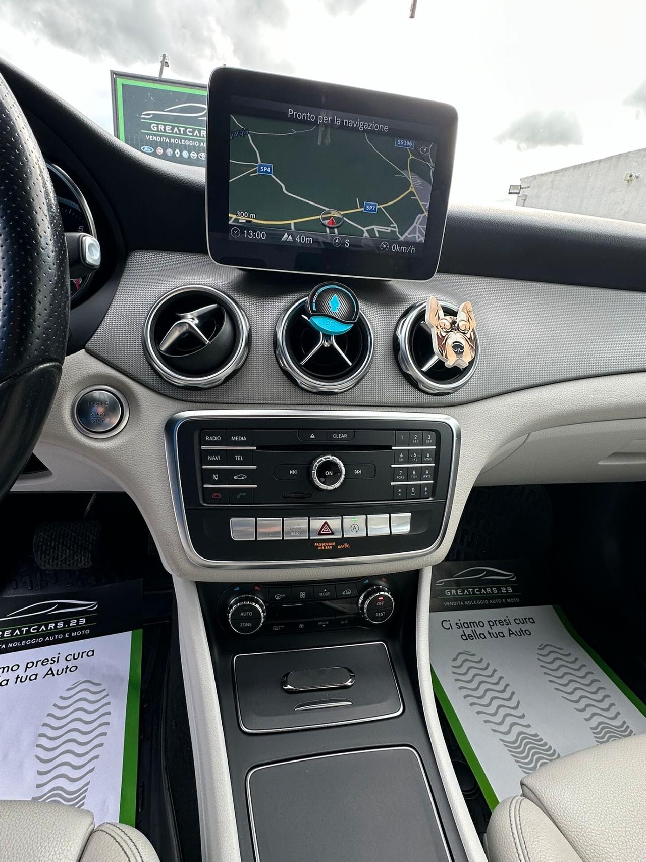 Mercedes-benz GLA 200 d Automatic Premium