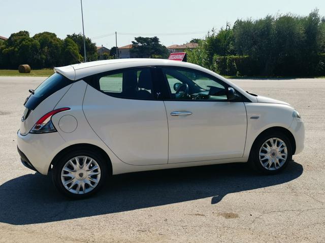 LANCIA Ypsilon 1.2 69 CV 5 porte S&S Gold - OK NEO PATENTATI