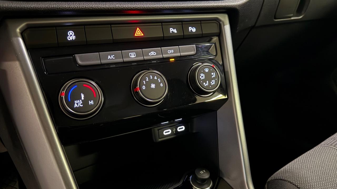 Volkswagen T-Roc 2.0 TDI 116cv Life 03/2024 Gancio Traino