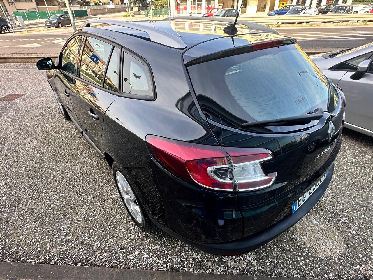 Renault Megane 1.5 dCi 110CV SporTour GT Line (81 kw)