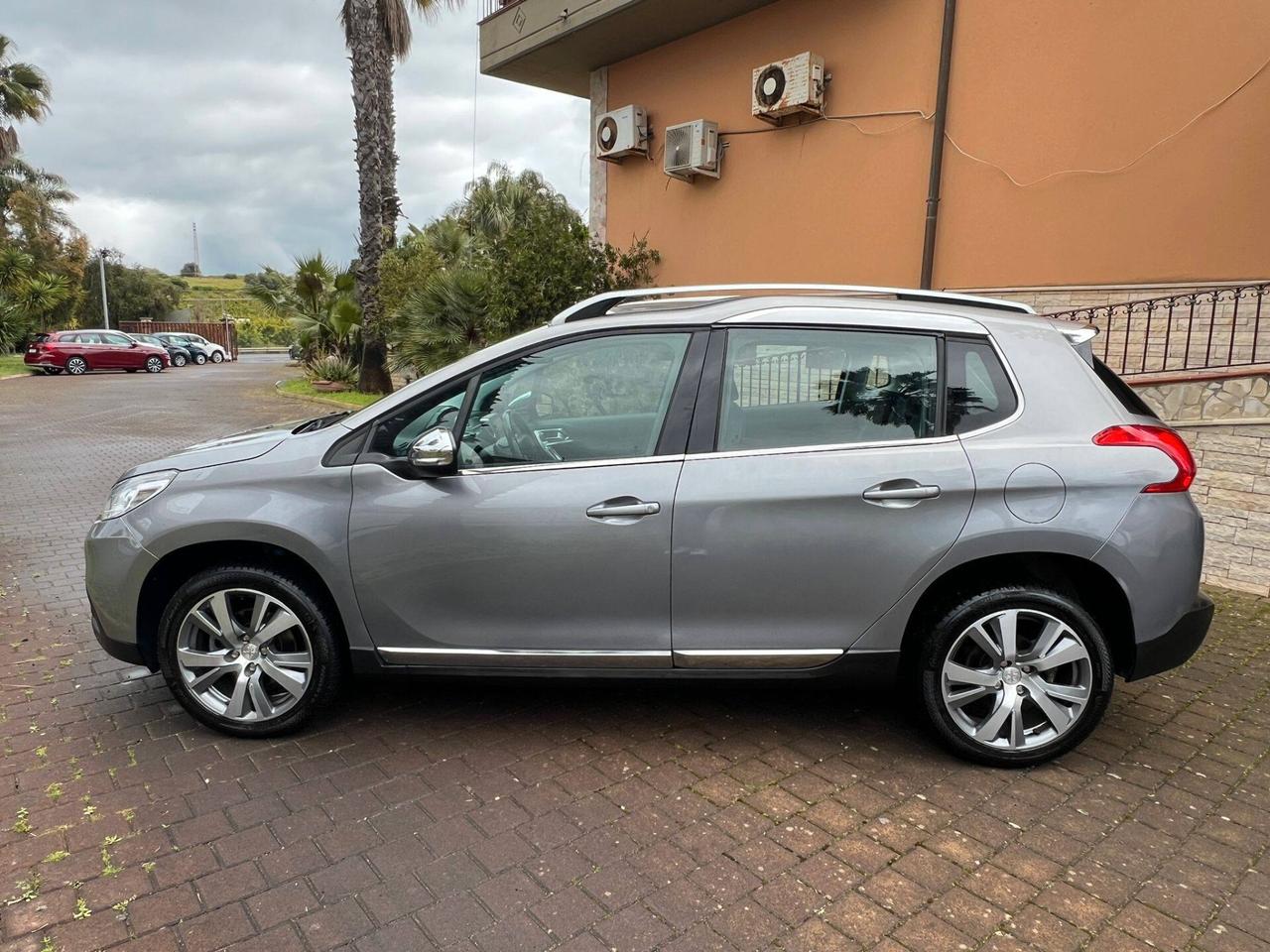 Peugeot 2008 BlueHDi 120 S&S Black Matt