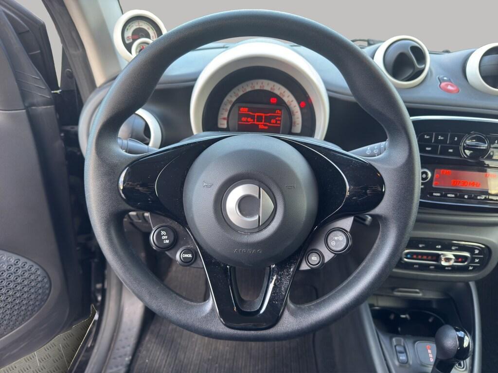 Smart fortwo EQ Pure