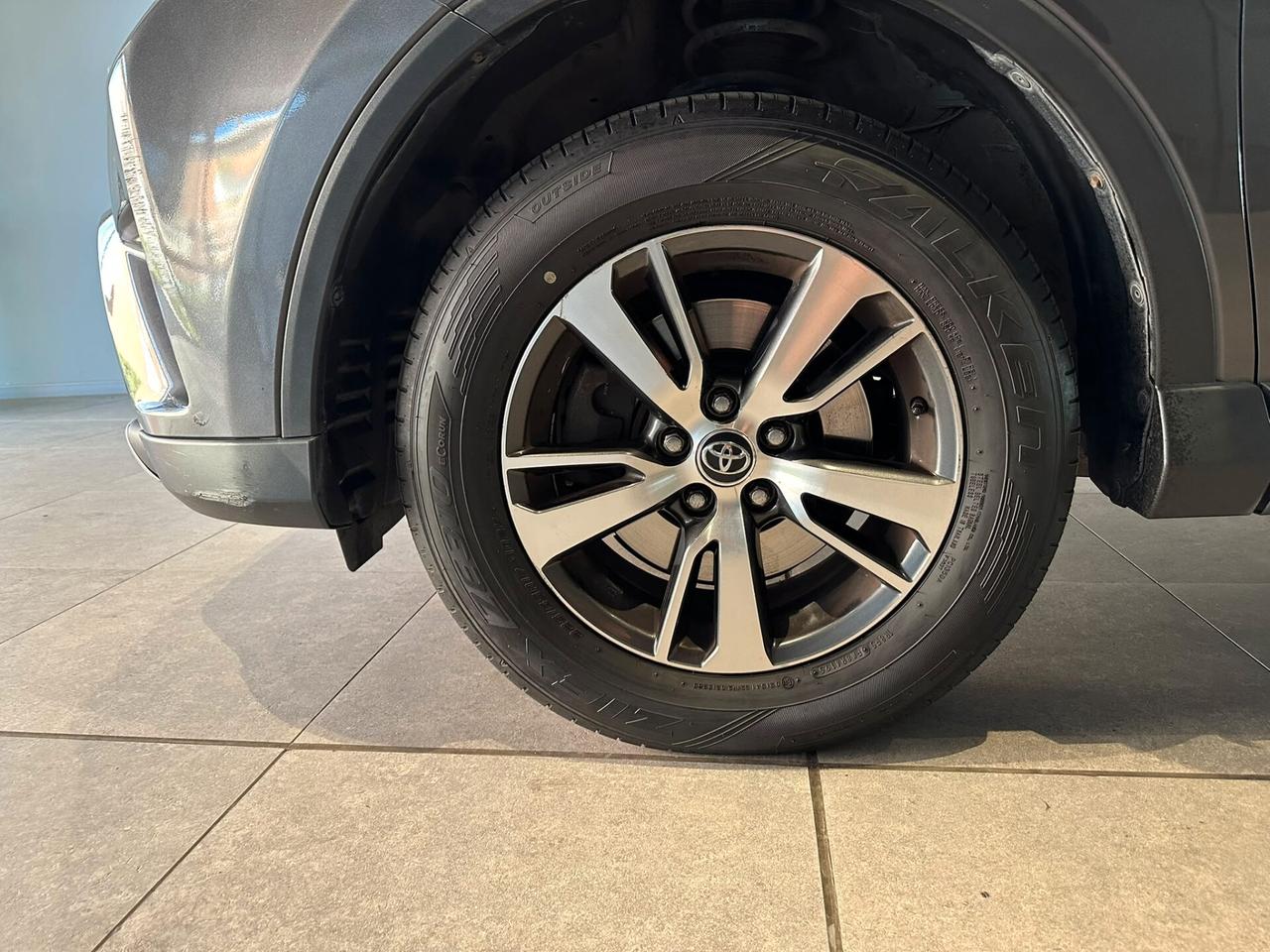 Toyota RAV 4 RAV4 2.0 D-4D 2WD