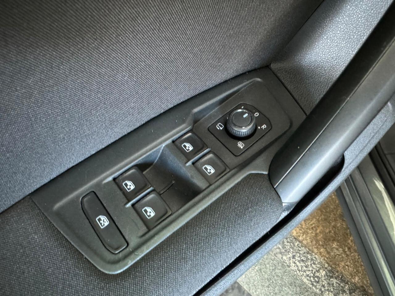 Volkswagen Tiguan 2.0 TDI SCR DSG Business BlueMotion Technology