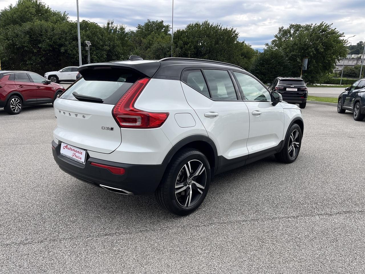 VOLVO XC 40 2.0 D 150 CV 4X4 AUTOM. R.DESIGN