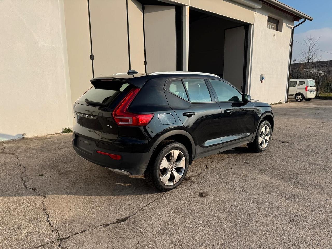 Volvo XC40 1.5 t3 Momentum Pro 163cv MOTORE KO