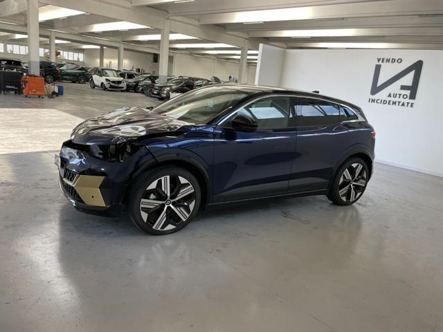 RENAULT Megane E-TECH ELECTRIC 220CV COMFORT RANGE AC22 ICONIC