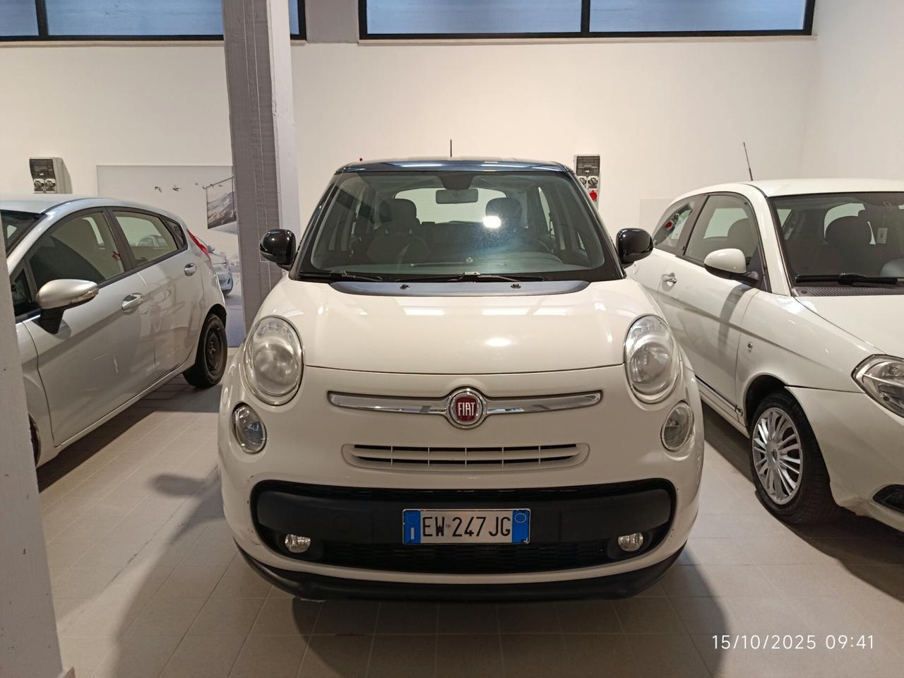 Fiat 500L 0.9 TwinAir Turbo Natural Power Pop £4000 senza garanzia £5900 con garanzia